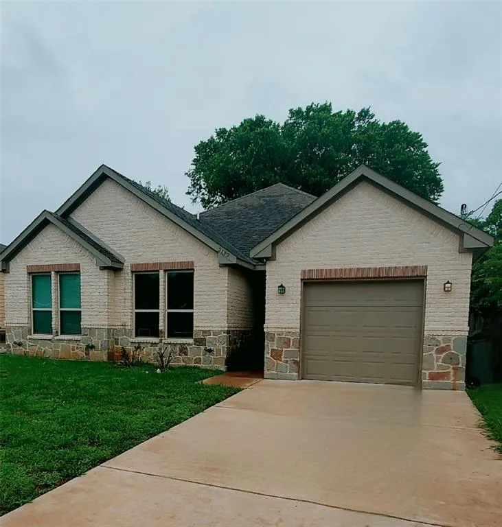 2139 Lea Crest Drive, Dallas TX 75216