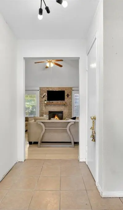 6905 Yorkston Street, Watauga TX 76148 - Photo 4