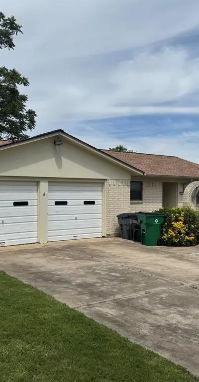 5633 Macdougall Drive, Haltom City TX 76148 - Photo 2