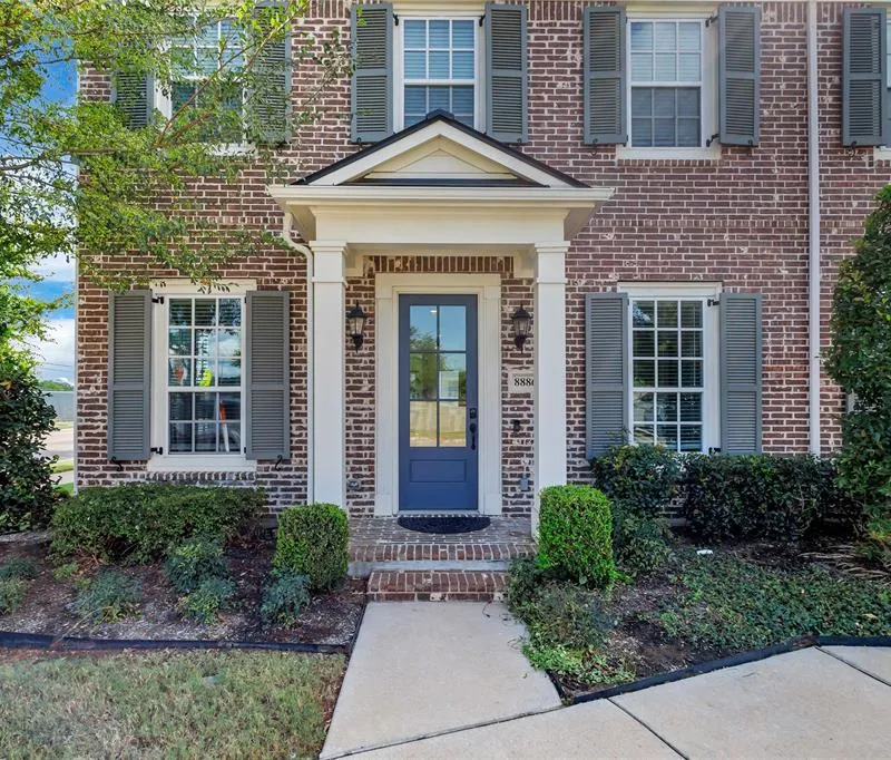 8886 Ice House Drive, North Richland Hills TX 76180