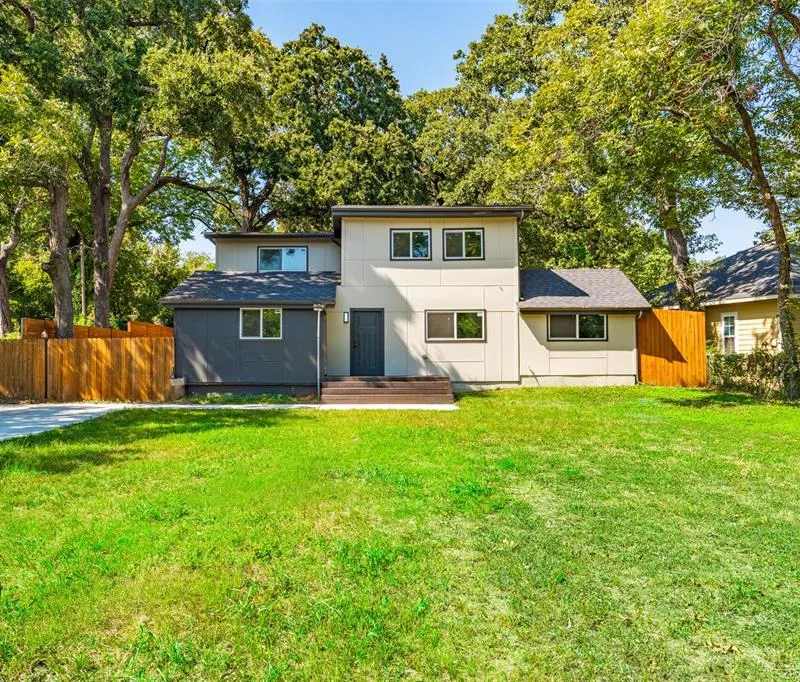 901 Isbell Road, Fort Worth TX 76114