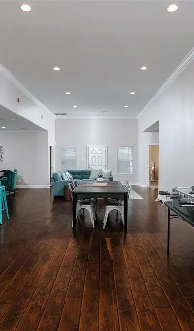 3014 Falls Drive, Dallas TX 75211 - Photo 3