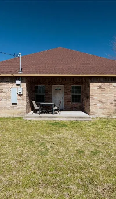 3014 Falls Drive, Dallas TX 75211 - Photo 5