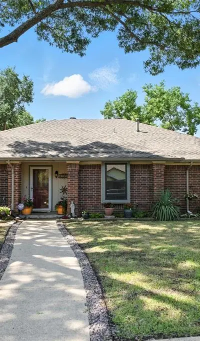 9128 Sweetwater Drive, Dallas TX 75228 - Photo 2
