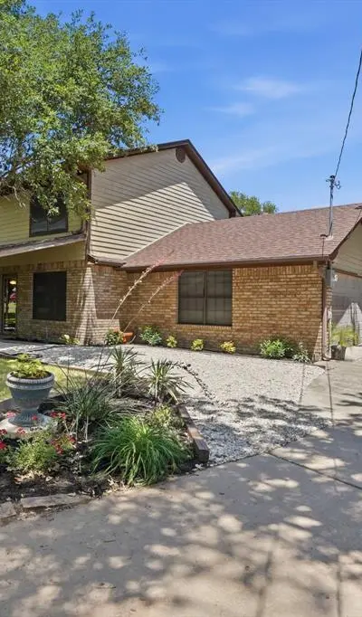 212 Hickory Lane, Hickory Creek TX 75065 - Photo 2