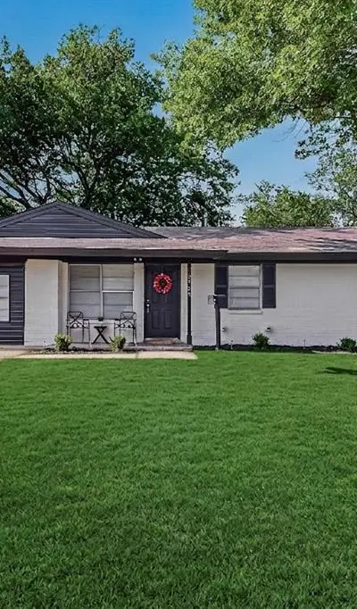 2725 Wesleyan Drive, Irving TX 75062 - Photo 3