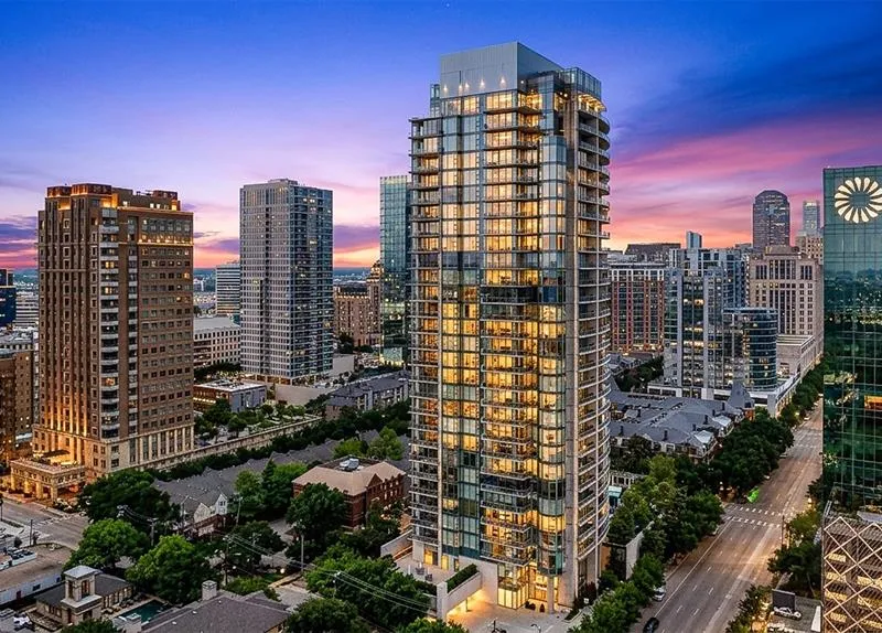 2900 Mckinnon Street # 401, Dallas TX 75201