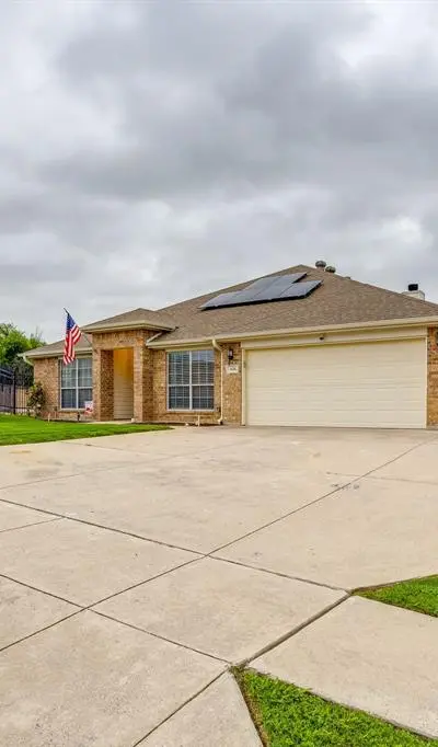 1420 Heidi Court, White Settlement TX 76108 - Photo 3
