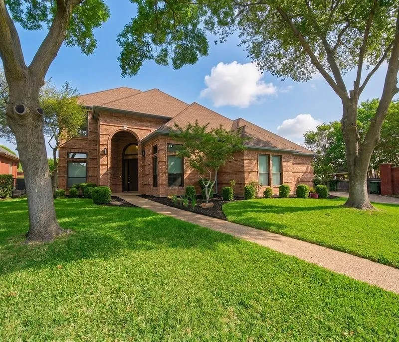 2605 Mandy Way, Arlington TX 76017