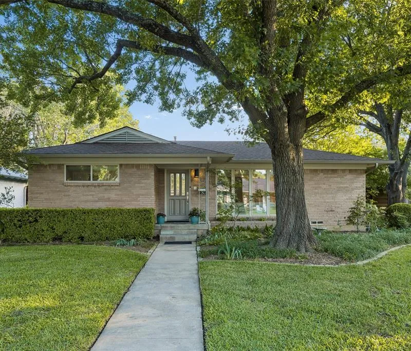 8871 Liptonshire Drive, Dallas TX 75238