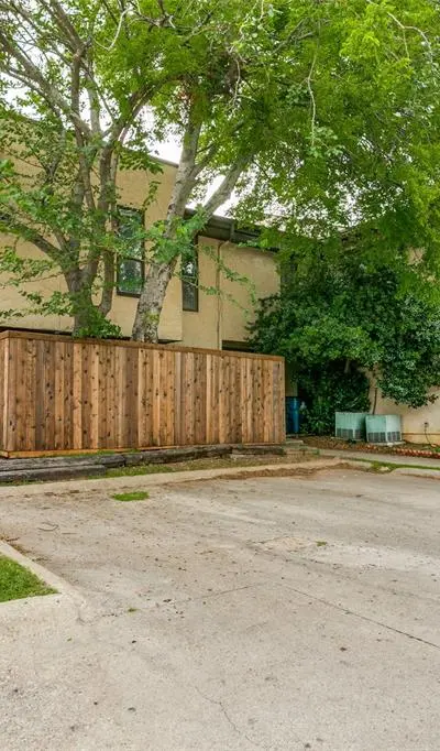 713 Harbour Town Drive # 1, Lake Dallas TX 75065