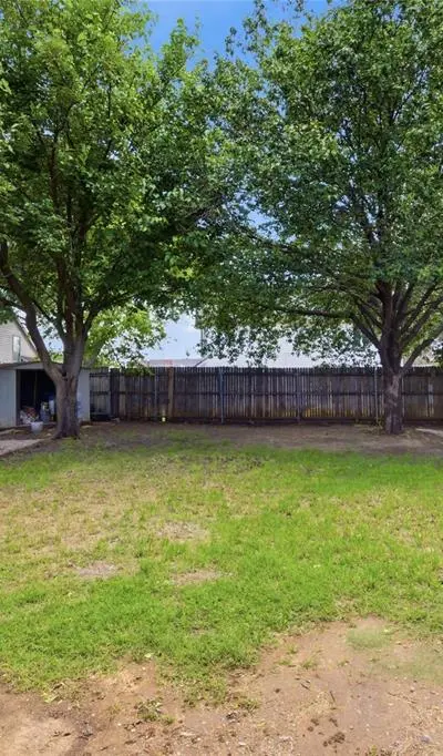 5644 Santa Fe Trail, Haltom City TX 76148 - Photo 3