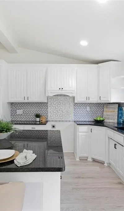 5644 Santa Fe Trail, Haltom City TX 76148 - Photo 4