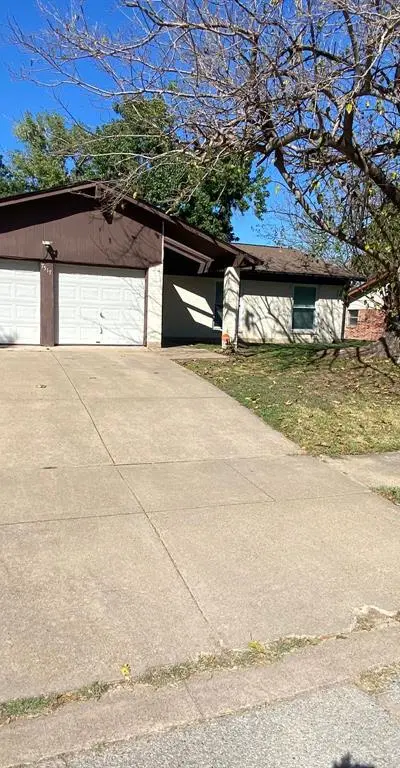 7517 Castillo Road, Fort Worth TX 76112