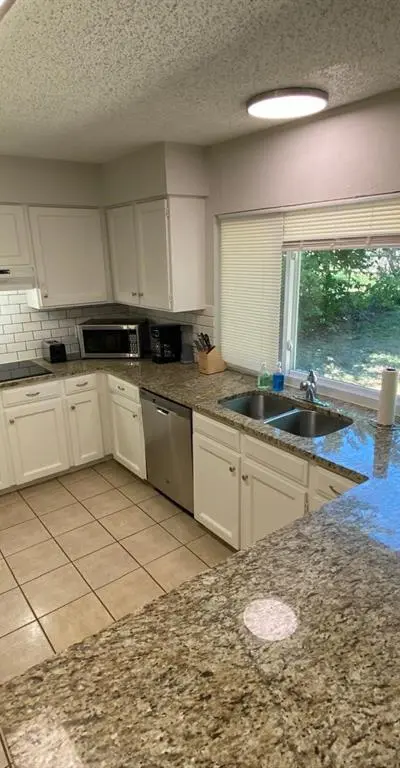 7517 Castillo Road, Fort Worth TX 76112 - Photo 3