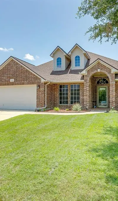 7800 Raton Ridge Lane, Arlington TX 76002 - Photo 2