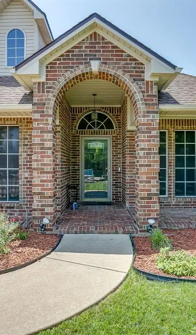 7800 Raton Ridge Lane, Arlington TX 76002 - Photo 3