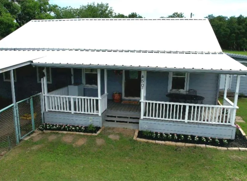 450 Valley Lane, Weatherford TX 76085