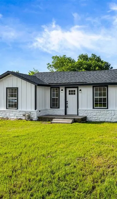 5225 Urbanview Street, Sansom Park TX 76114 - Photo 2
