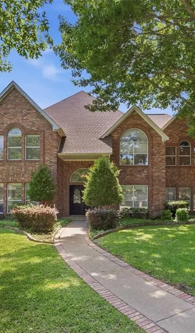 6713 Westbury Court, Benbrook TX 76132
