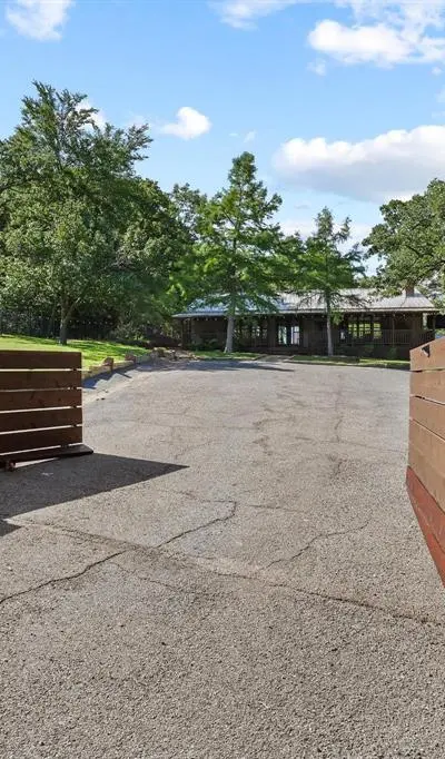 252 Hacienda Drive, Pottsboro TX 75076 - Photo 5