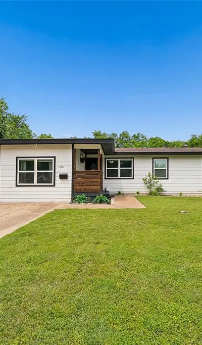 1106 E Strong Parkway, Grand Prairie TX 75050 - Photo 4