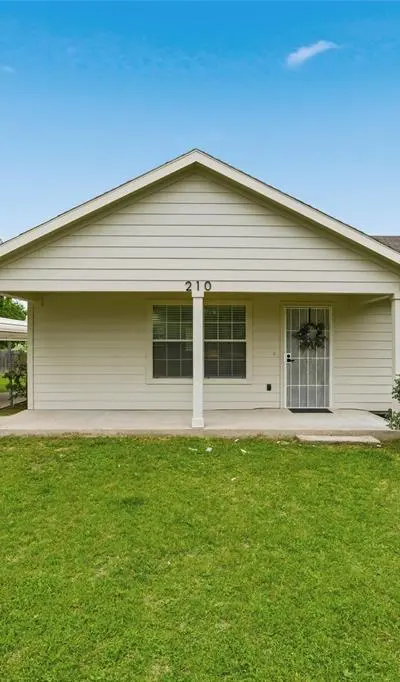 210 W Madison Street, Hillsboro TX 76645 - Photo 2