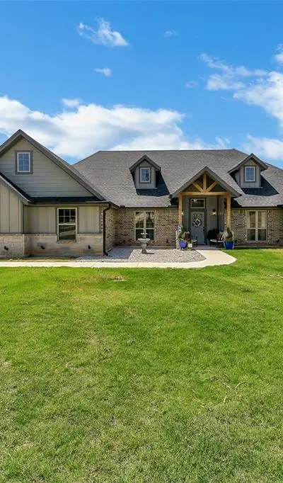 2033 Bedford Court, Weatherford TX 76088
