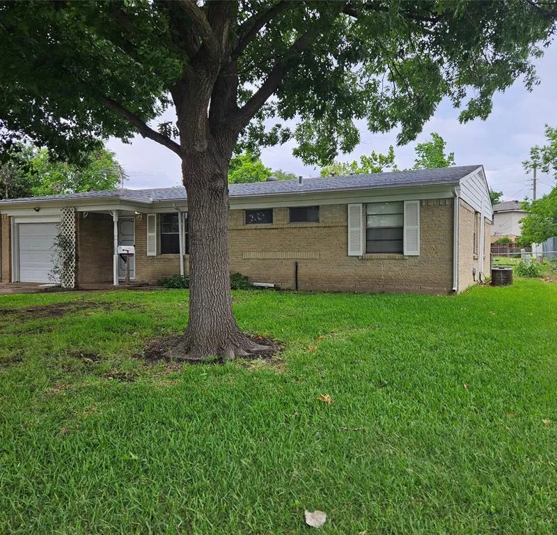 4704 Salem Drive, Mesquite TX 75150