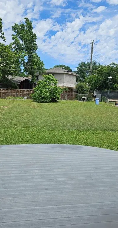 4704 Salem Drive, Mesquite TX 75150 - Photo 2