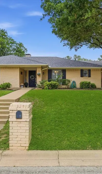 7200 Tamarack Road, Benbrook TX 76116