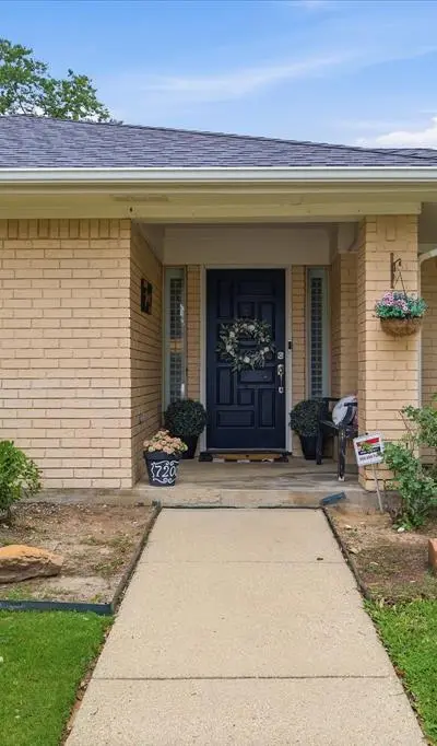 7200 Tamarack Road, Benbrook TX 76116 - Photo 2