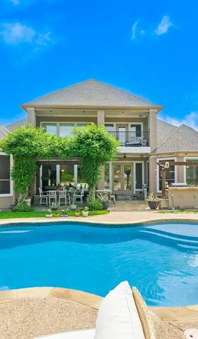 9111 Cliffside, Grand Prairie TX 75104