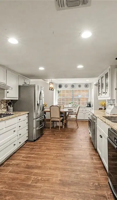 1810 Lakeside Drive, Arlington TX 76013