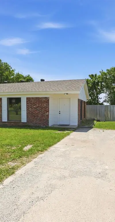198 Green Acres Road, Weatherford TX 76088