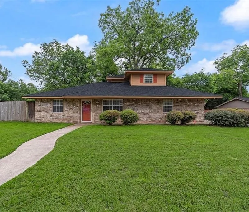 314 Fairfield Street, Gainesville TX 76240
