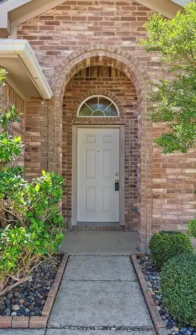 5424 Elk Ridge Drive, Watauga TX 76137 - Photo 2