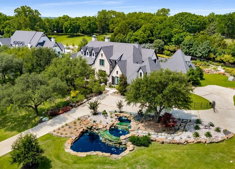 1370 Red Oak Trail, Fairview TX 75069