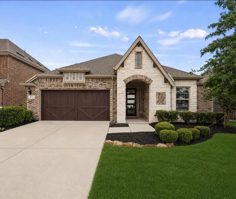 2532 Governors Boulevard, Heath TX 75126