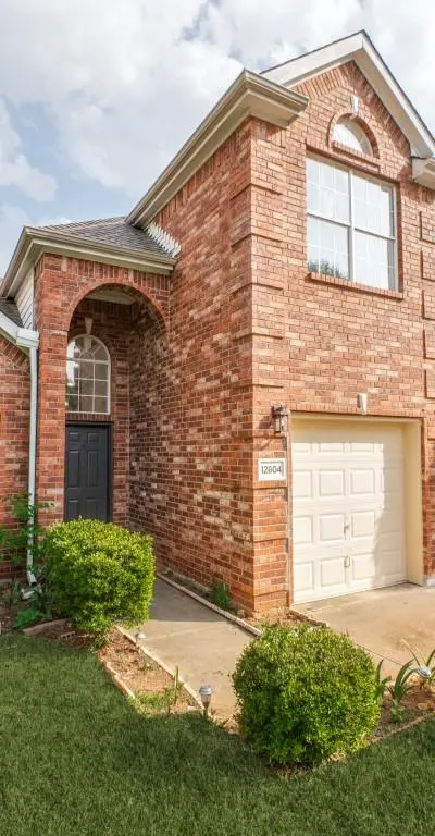 12604 Beech Tree Lane, Fort Worth TX 76040 - Photo 3