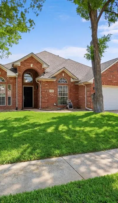 6020 Fannin Drive, Arlington TX 76001 - Photo 3