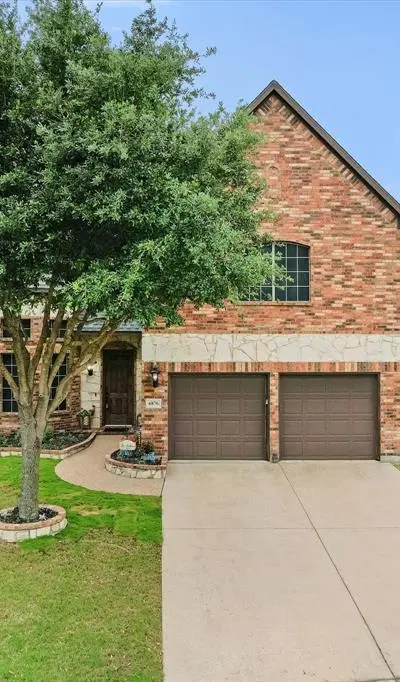 6876 Foghorn Lane, Grand Prairie TX 75054 - Photo 2