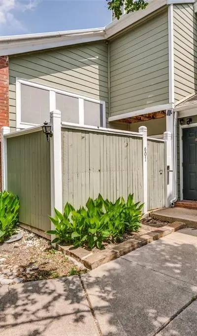 6220 Bentwood Trail # 601, Dallas TX 75252
