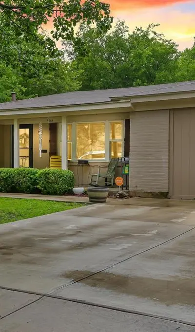 504 Parkside Drive, White Settlement TX 76108