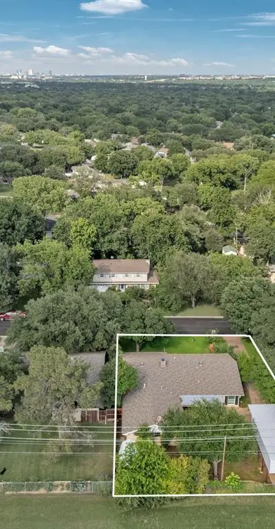 1206 Mildred Lane, Benbrook TX 76126 - Photo 4