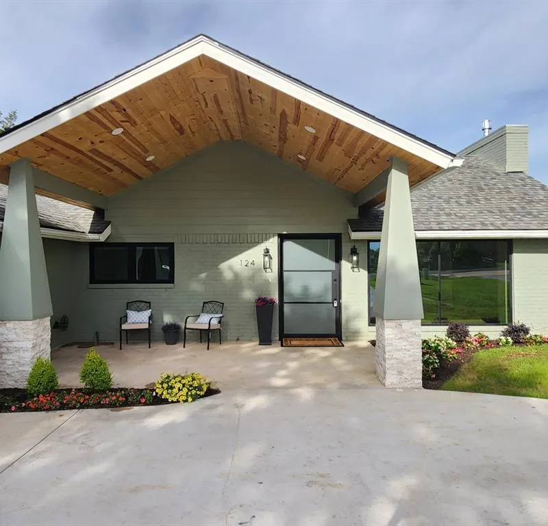 124 SEQUOYA Drive E, Lake Kiowa TX 76240