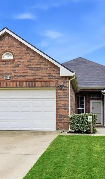 1140 Whispering Trail Circle, Lewisville TX 75067 - Photo 2
