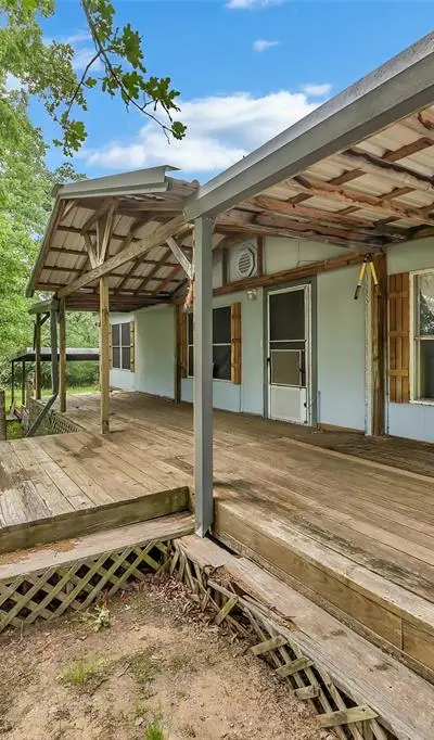 228 Slayden Drive, Sunset TX 76270 - Photo 3