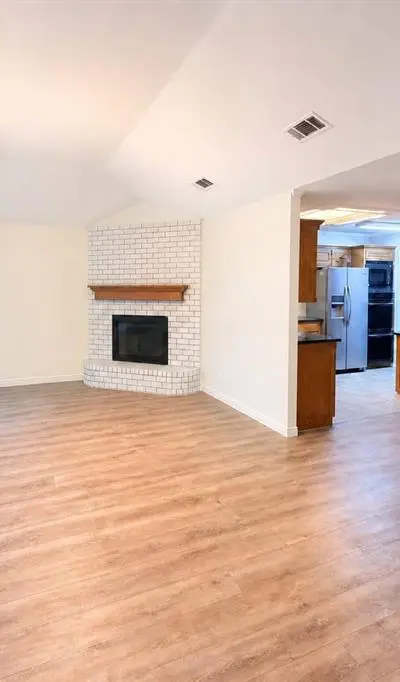 601 Parker Drive, Euless TX 76039 - Photo 3