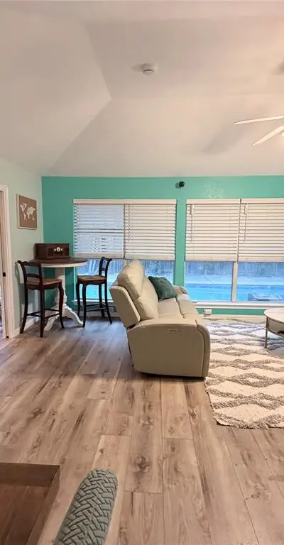 601 Parker Drive, Euless TX 76039 - Photo 5